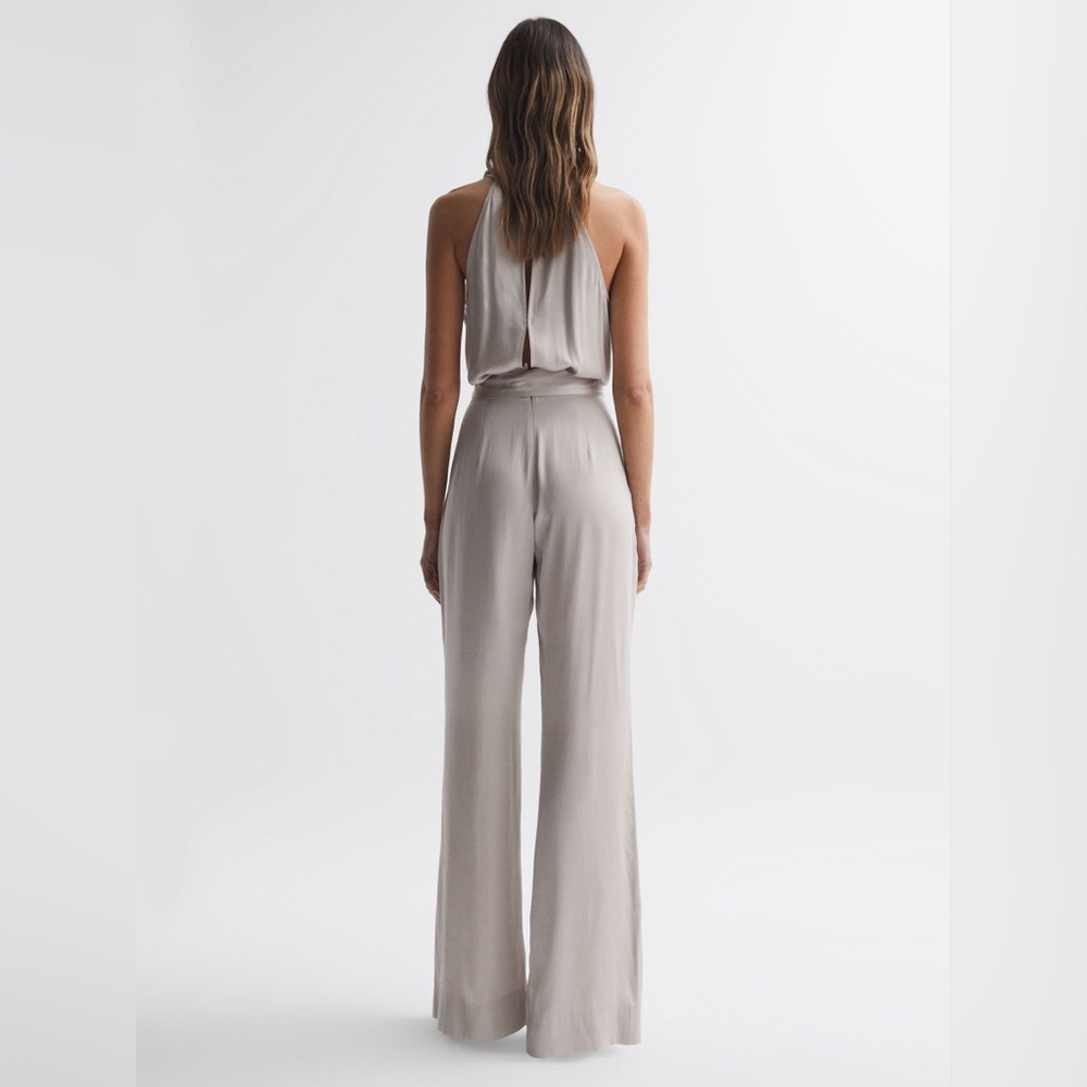 Reiss Rose Sleeveless Cowl Neck Jumpsuit Size 8 Neutral/Light Gray NWT - Picture 2 of 16